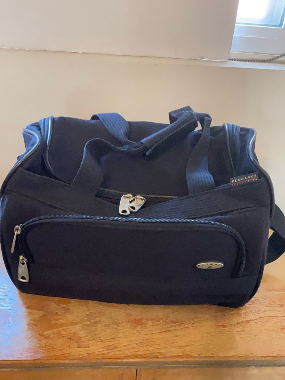 Small black carryon